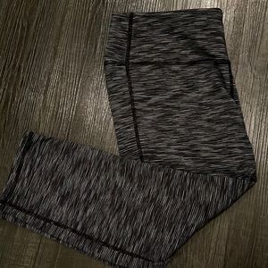 Athleta Cropped Leggings
